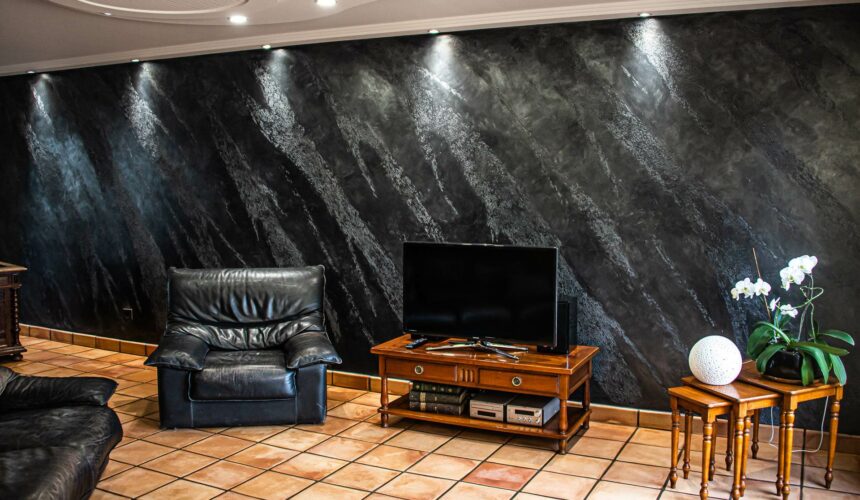 Mass Image Compressor Compressed this image. https://sourceforge.net/projects/icompress/ with Quality:70