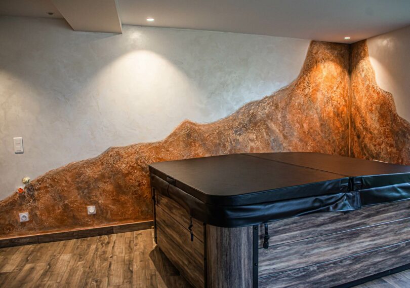 Mass Image Compressor Compressed this image. https://sourceforge.net/projects/icompress/ with Quality:70