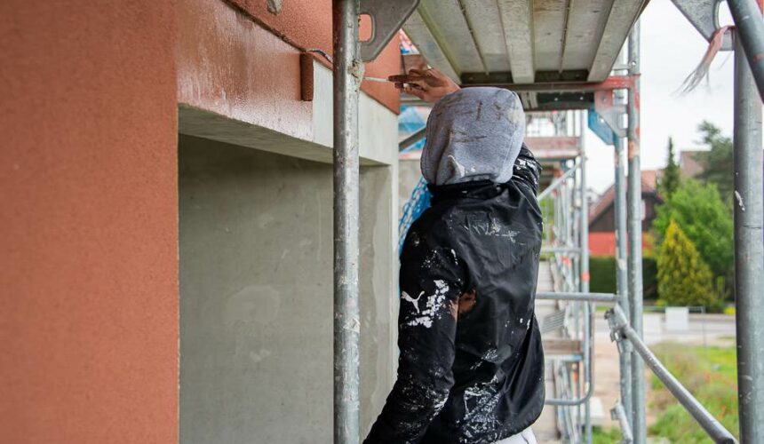 Mass Image Compressor Compressed this image. https://sourceforge.net/projects/icompress/ with Quality:70